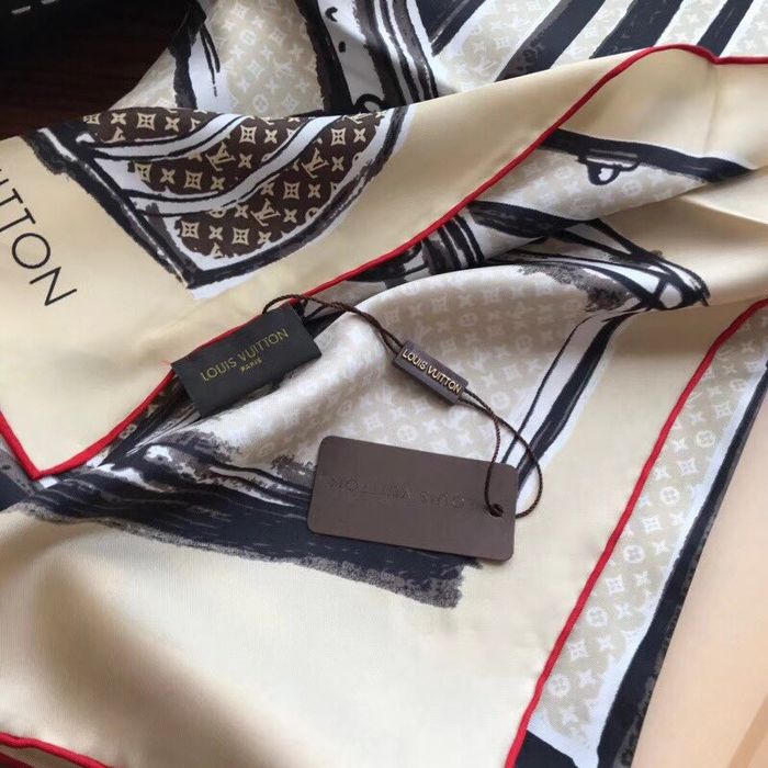 Louis Vuitton Scarf LVS00087